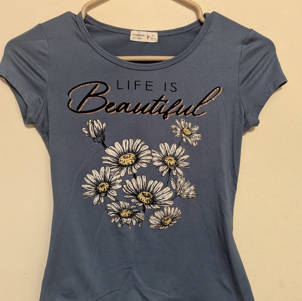 Beautees floral short sleeve shirt size medium